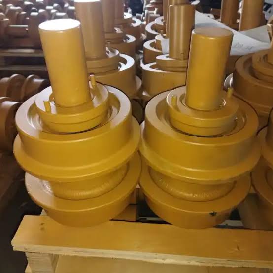 Bulldozer carrier roller angle view