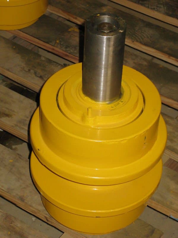 Excavator carrier roller structure view