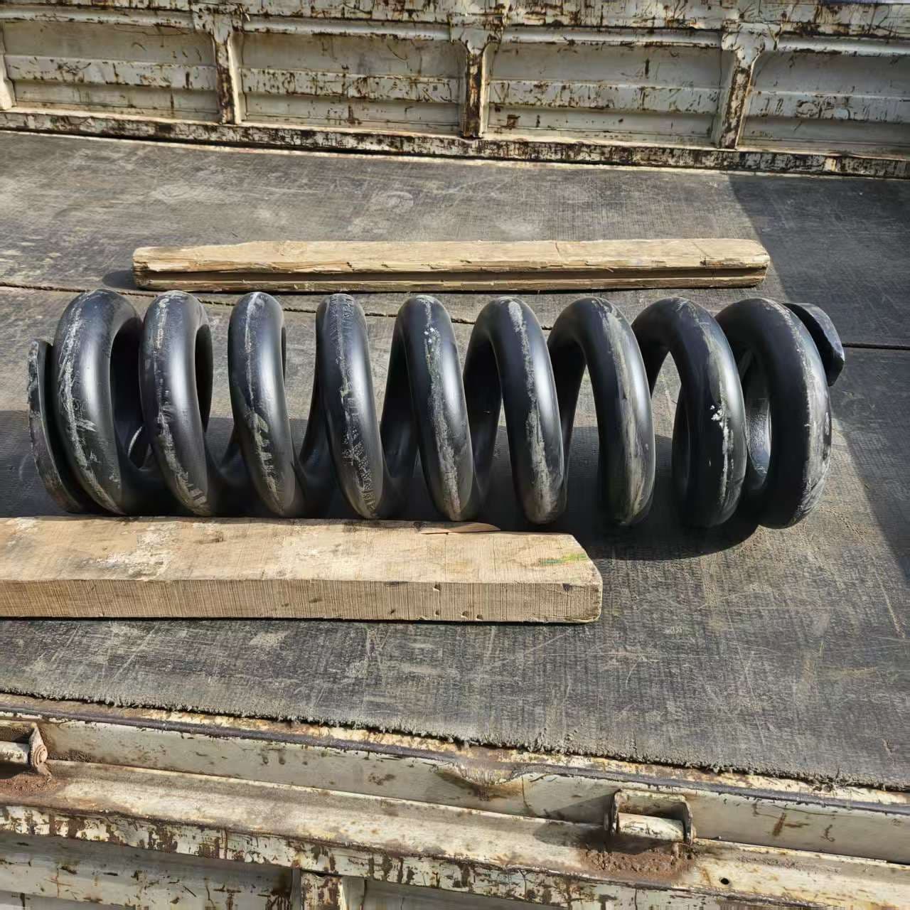 Recoil spring component detail
