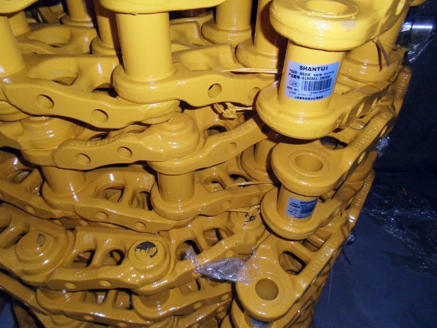 Bulldozer track chain pin detail