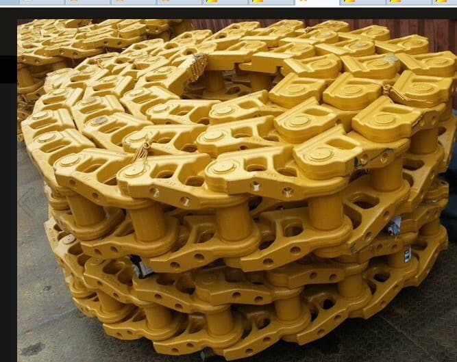 Bulldozer track chain link view