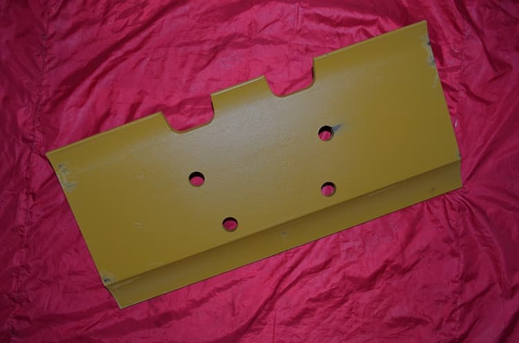 Bulldozer track shoes product angle view