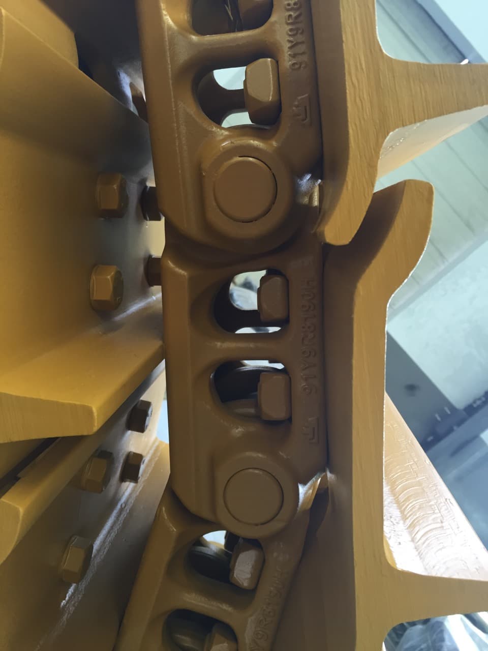 Bulldozer complete track group link detail